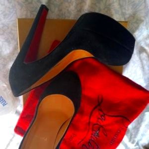 Christian Louis Vuitton VickyBass 140